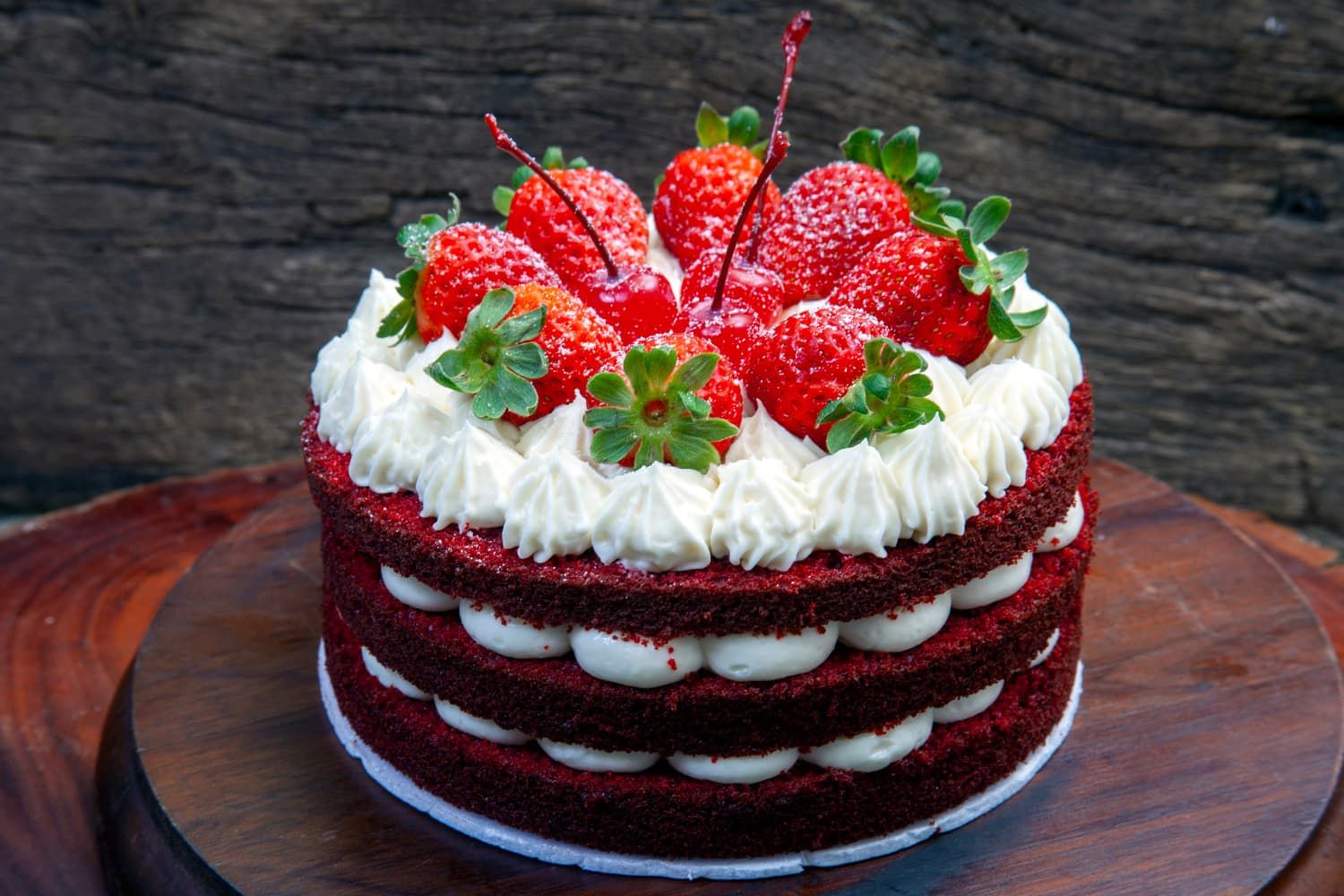cake-d700935e Feasting / celebrating
